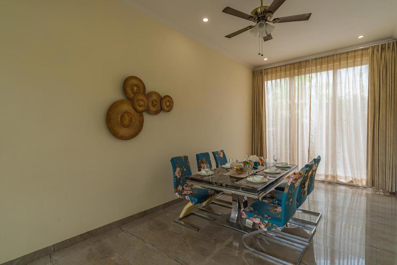 Stayvista At Blanc Belle With Outdoor Pool Sohna Extérieur photo